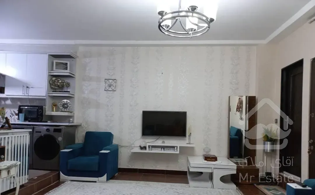 آپارتمان تک واحدی ۷۰ متری معلم