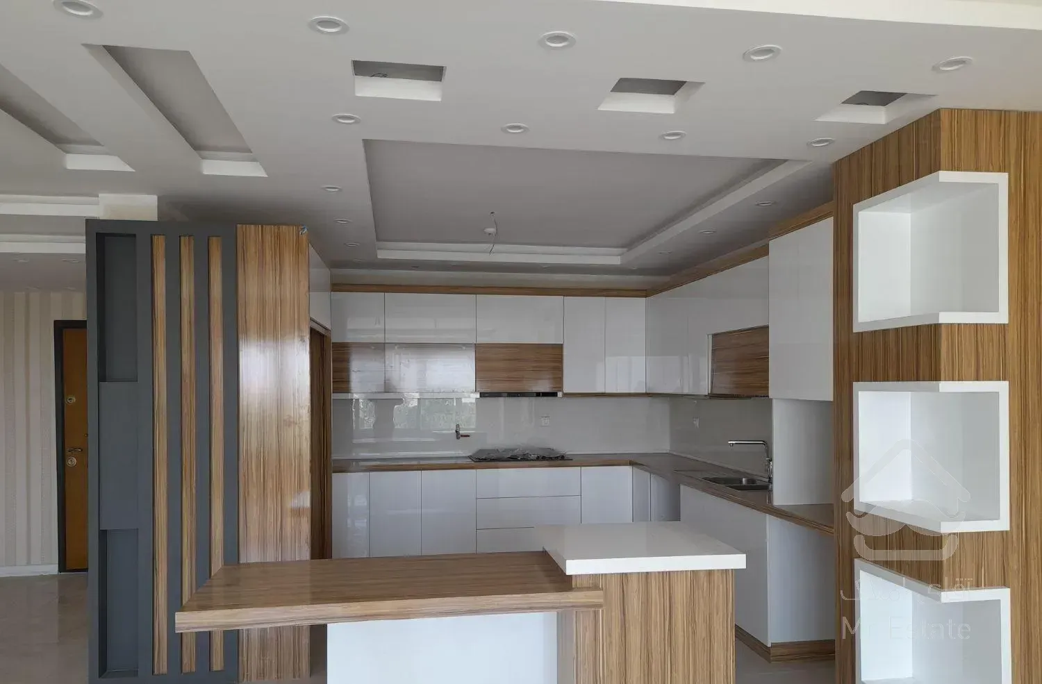 فروش آپارتمان ۱۴۸ متری ۳ خوابه