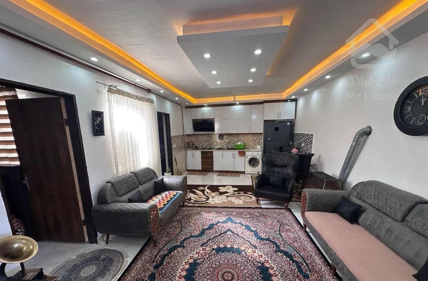 فروش خونه 90متری 2خوابه با حیاط خلوت رشت دخانیات