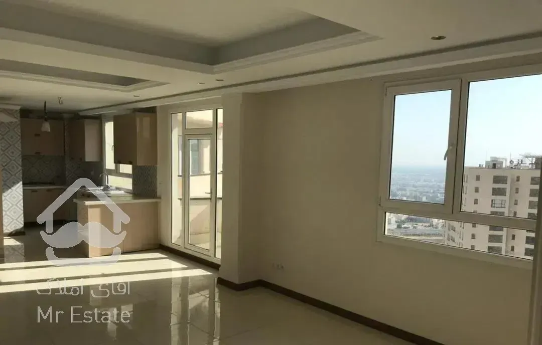 آپارتمان ۱۰۸ متری ، ۲ خوابه ، طبقه ۲۳ ، ویو دار