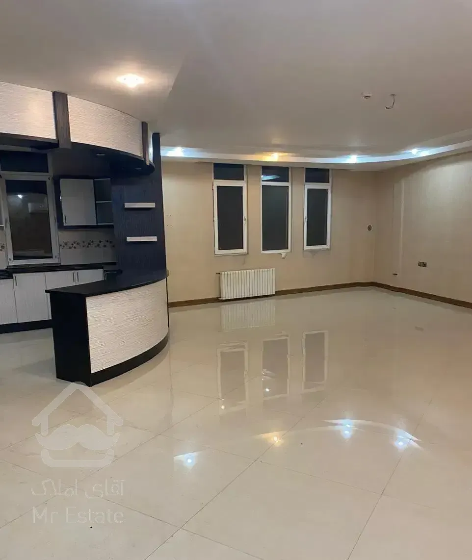 ۳ خواب حاشیه‌خیابان /آسانسور/ تک‌واحدی/۱۶۰ متری