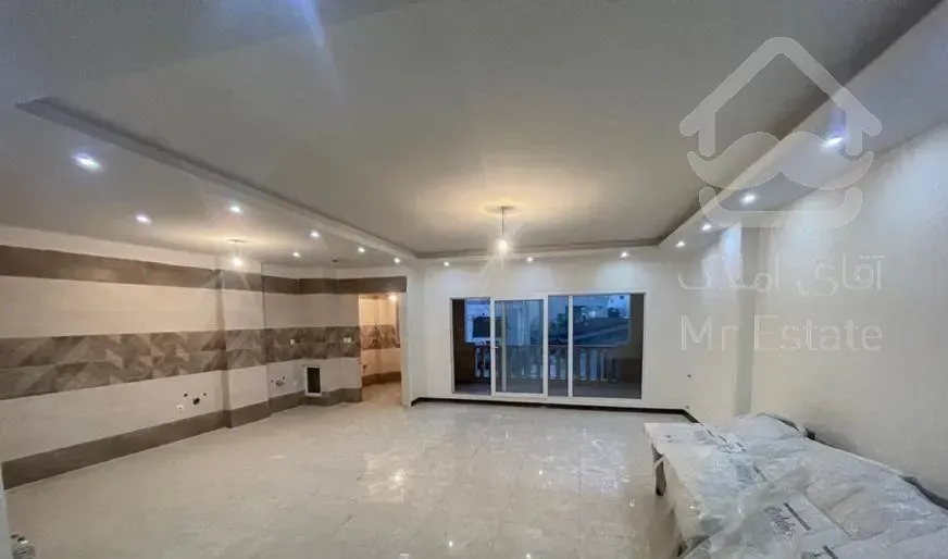 فروش پنت هوس ۱۵۰ متری با ۸۰ متر حیاط