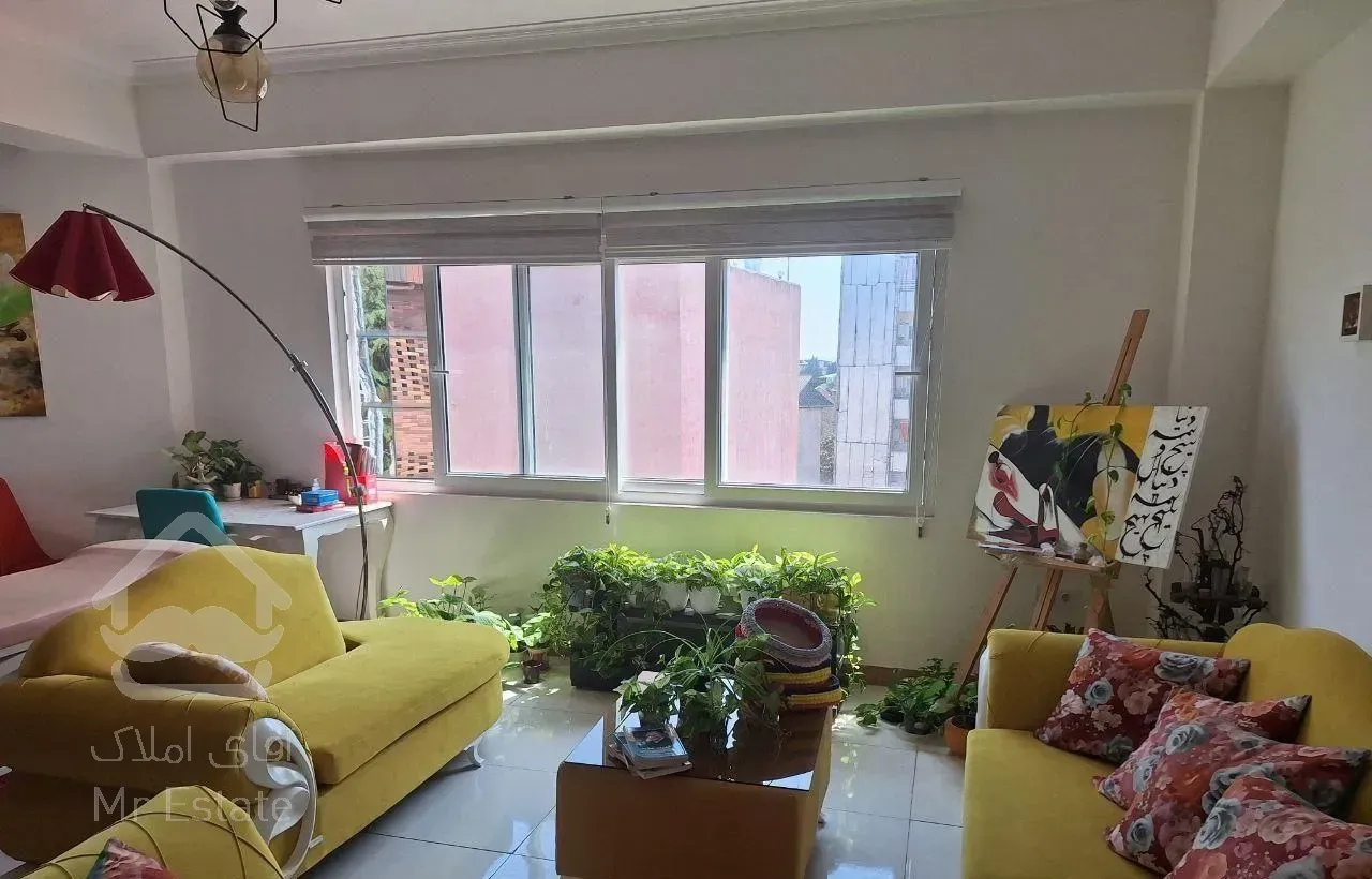 فروش آپارتمان ۹۲ متری تک واحدی طبقه چهارم