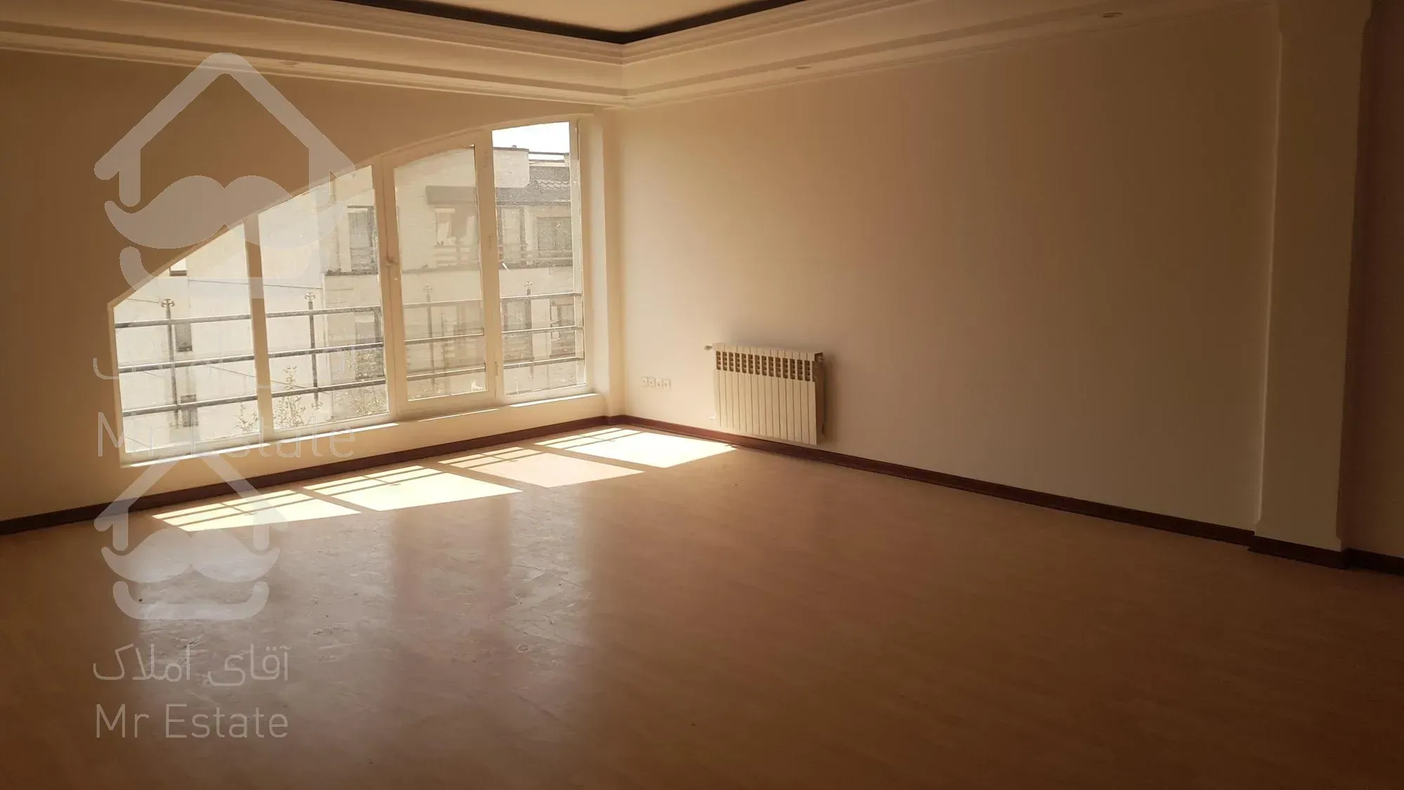 ۱۵۰ متر ظفر _ خاص