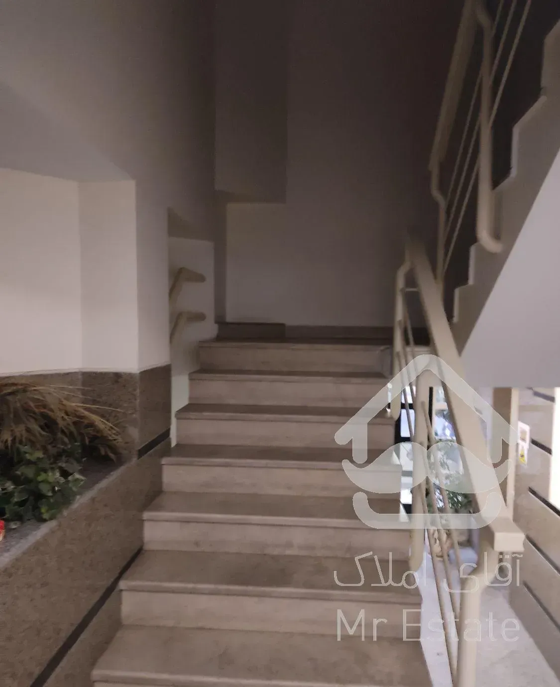 ۱۱۰متر، ونک، ۲خواب