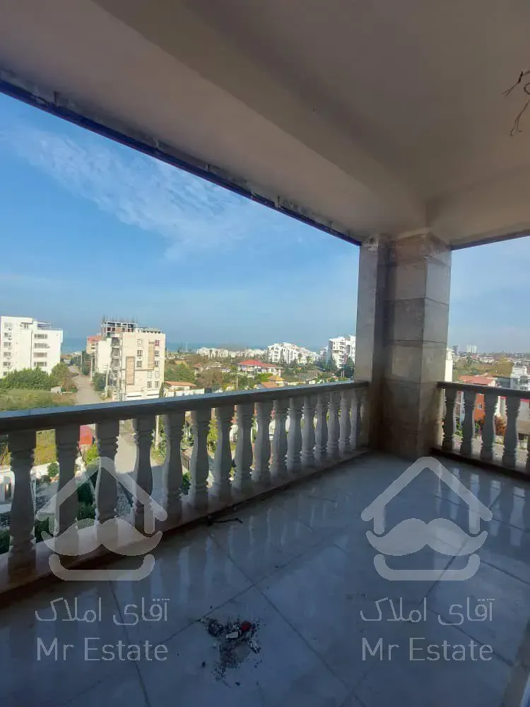 آپارتمان ساحلی ایزدشهر