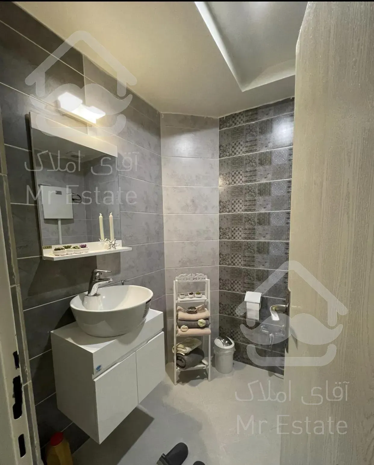 ۱۲۰متر لوکس منطقه ۲۲ایرانمال همراه شهر