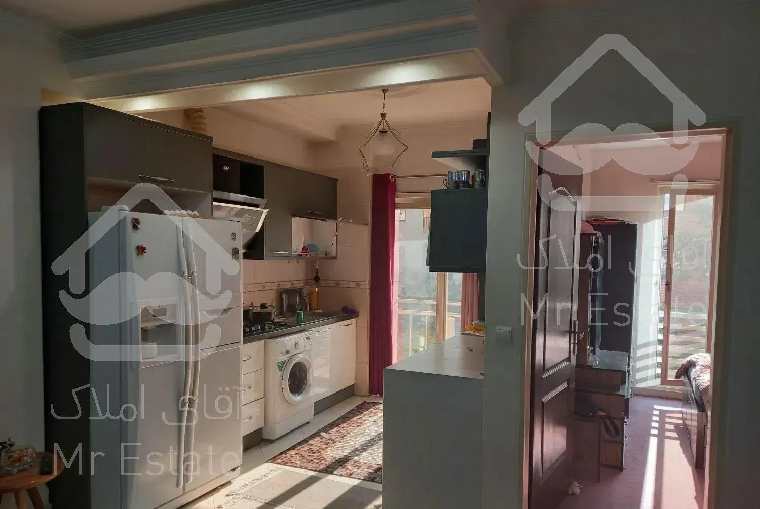 ۶۴متری فول امکانات رو به آفتاب بدون نقص