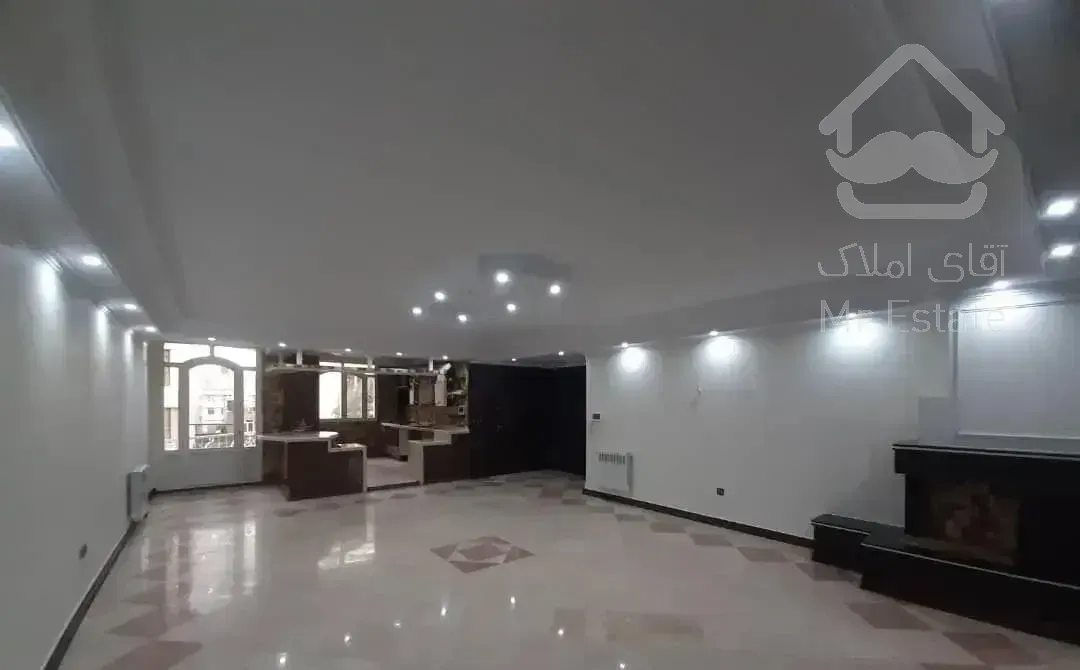 ۱۳۰ متر ۳ خوابه امکانات کامل