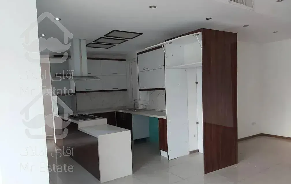 ۱۲۵ متر فول امکانات لارستان