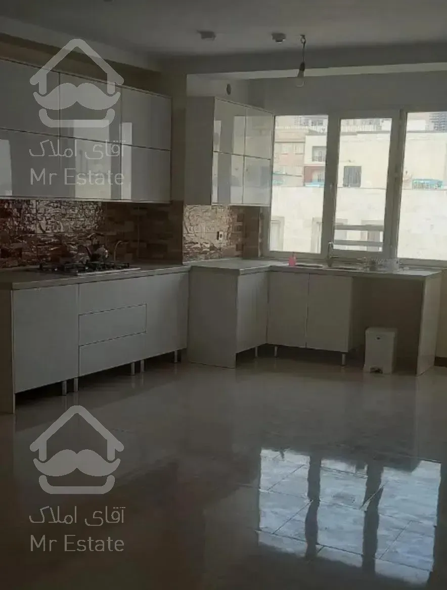 ۱۰۷ متر/ کلید نخورده/شخصی ساز