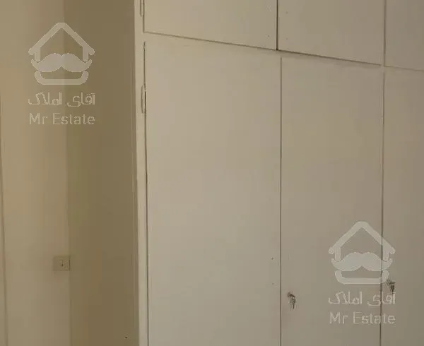 ۸۱ متر ۲ خواب اشرفی اصفهانی خ باهنر