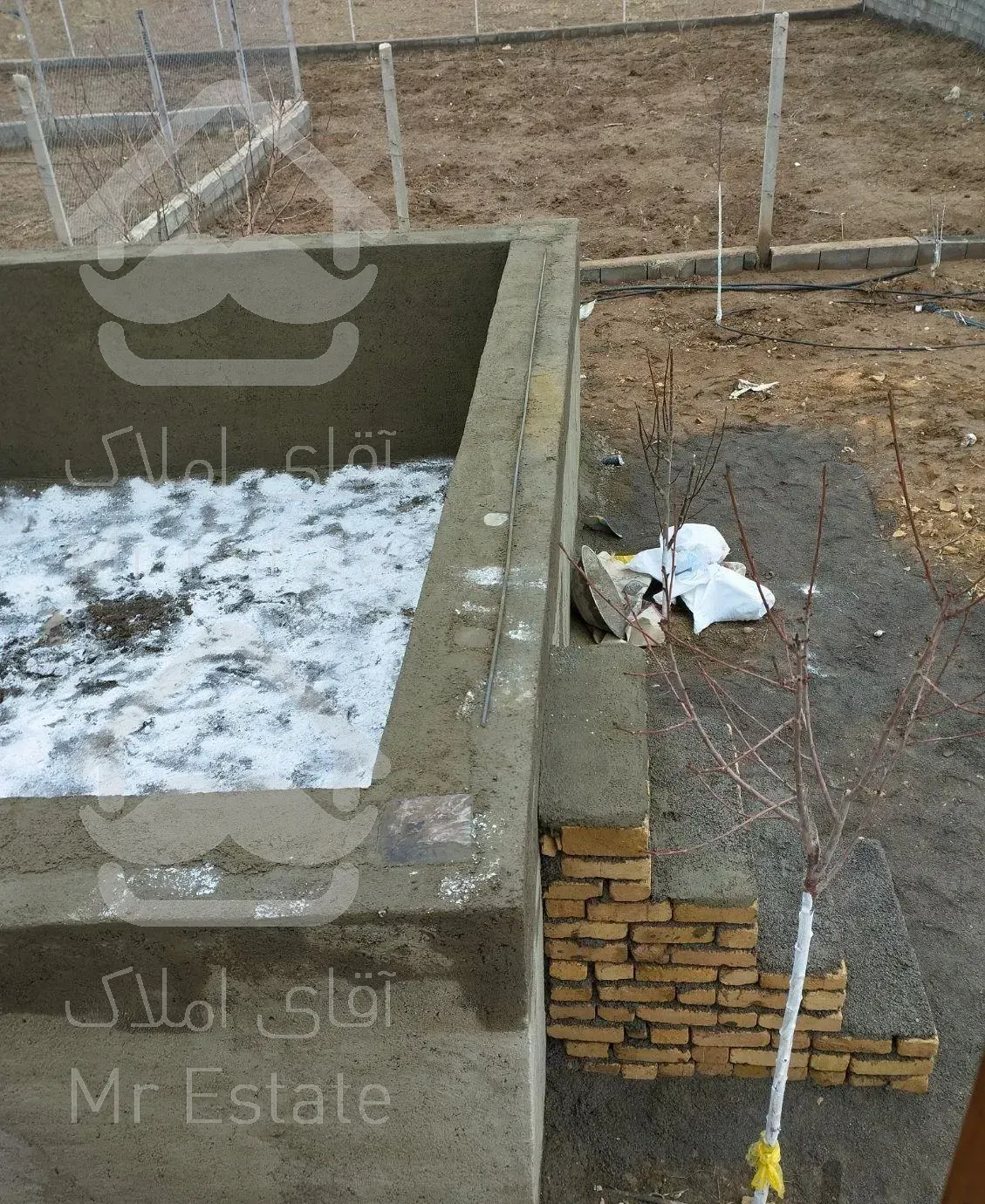 بنایی ساختمان صفر تا صد ساختن استخر کاشی سیمان