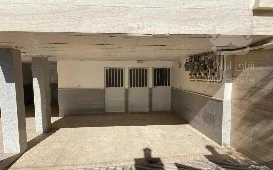 ۱۳۰ متر تک واحدی ۳ خواب شهرک مطهری