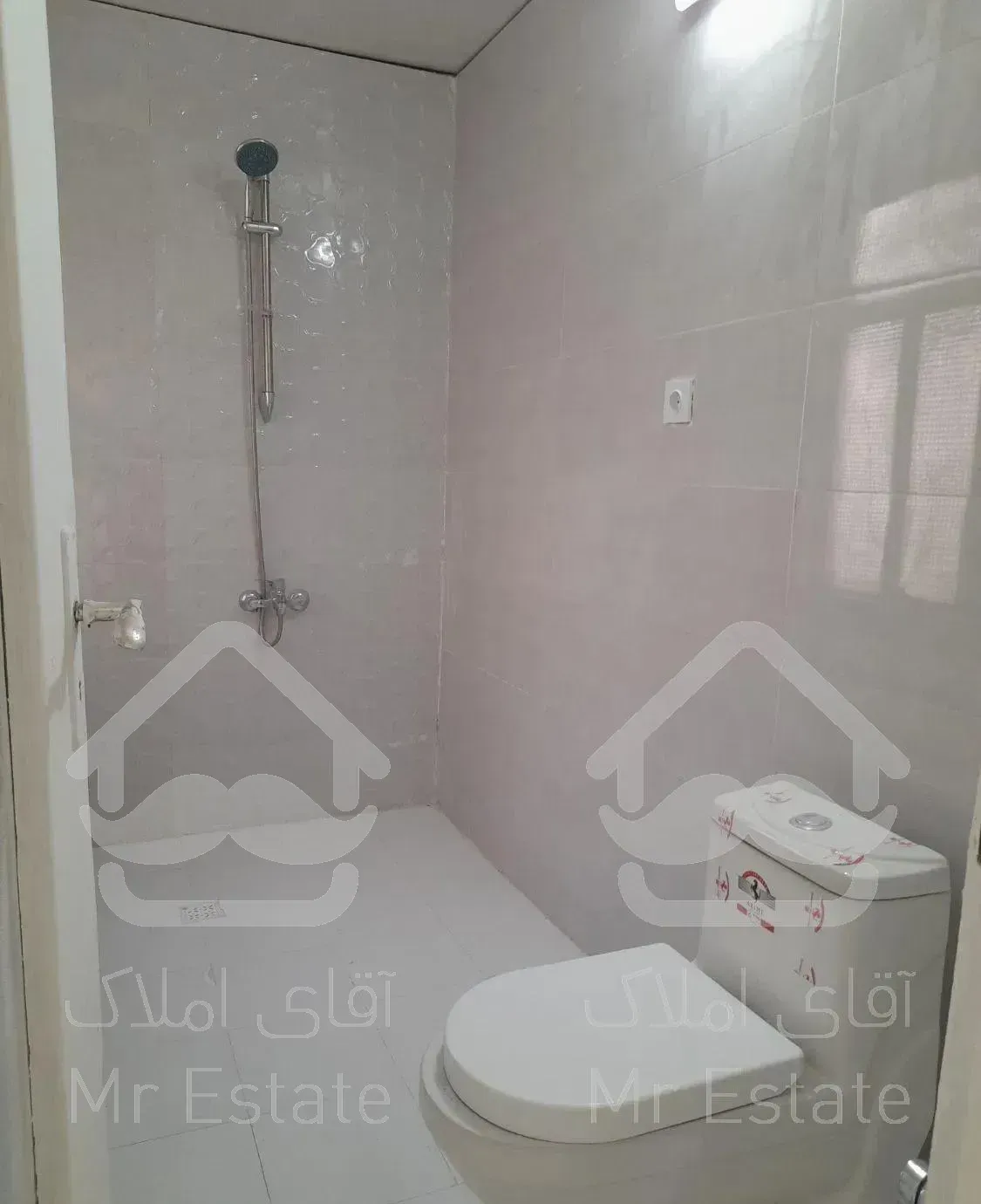 210 متر سه خوابه