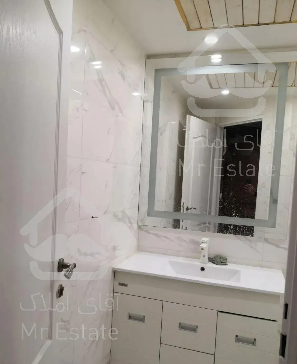 آپارتمان کوهسار 150 متر 3 پارکینگ