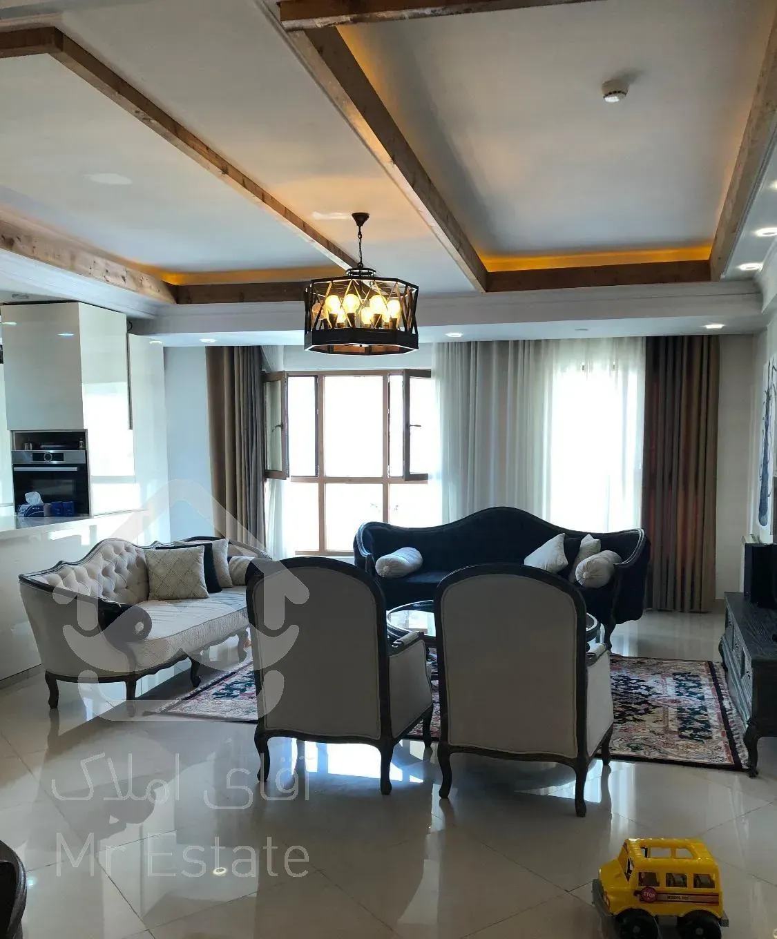 ۱۴۰ متری خوش نقشه با ویو تهران