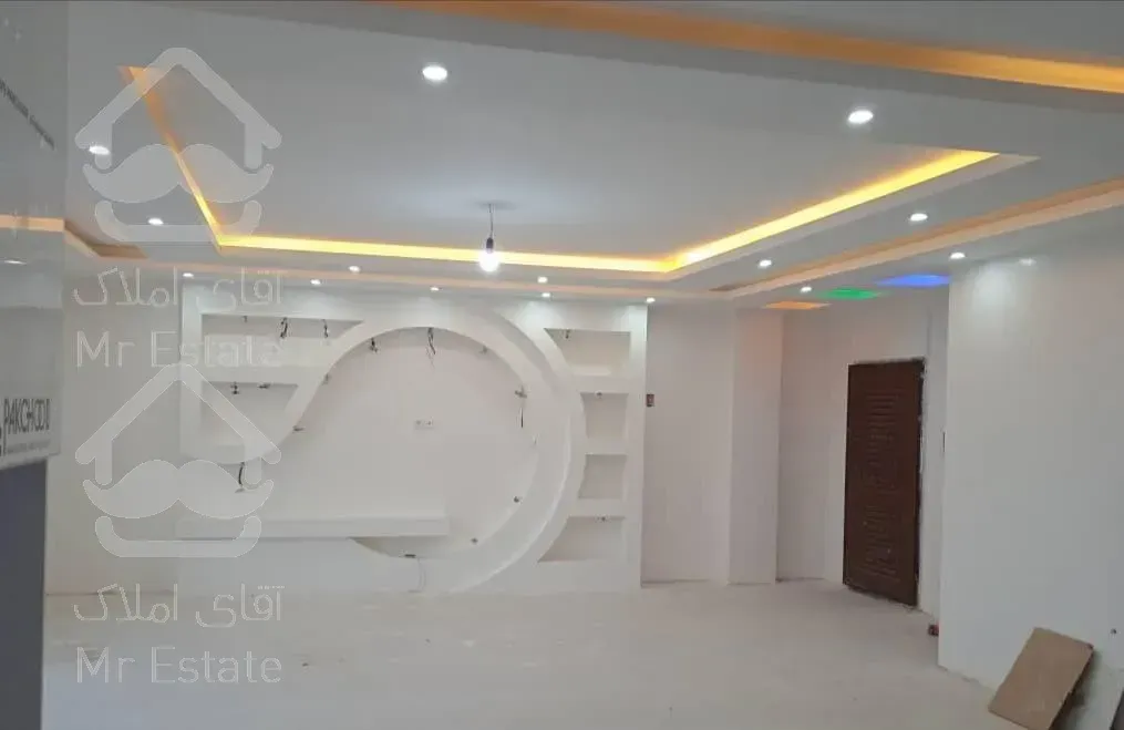 آپارتمان 95و 132 متری 3 خواب فول واقع در هشت بهشت