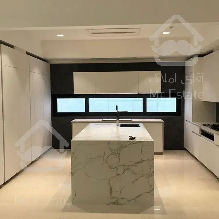 آپارتمان ٣۶٠ متری فرمانیه سنبل