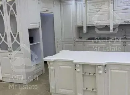 اپارتمان ۱۹۰‌متری واقع در بلوار بعثت