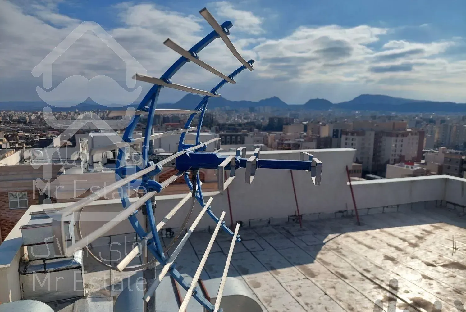 نصاب و نصب و فروش آنتن هوایی انواع گیرنده دوربین