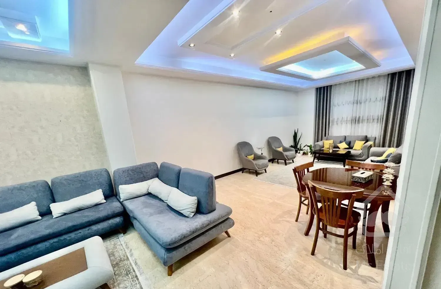 آپارتمان ۱۱۰ متر فوق العاده شیک و خاص هروی