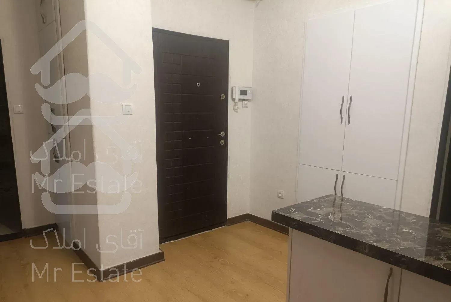 121متر کریمخان دو خواب