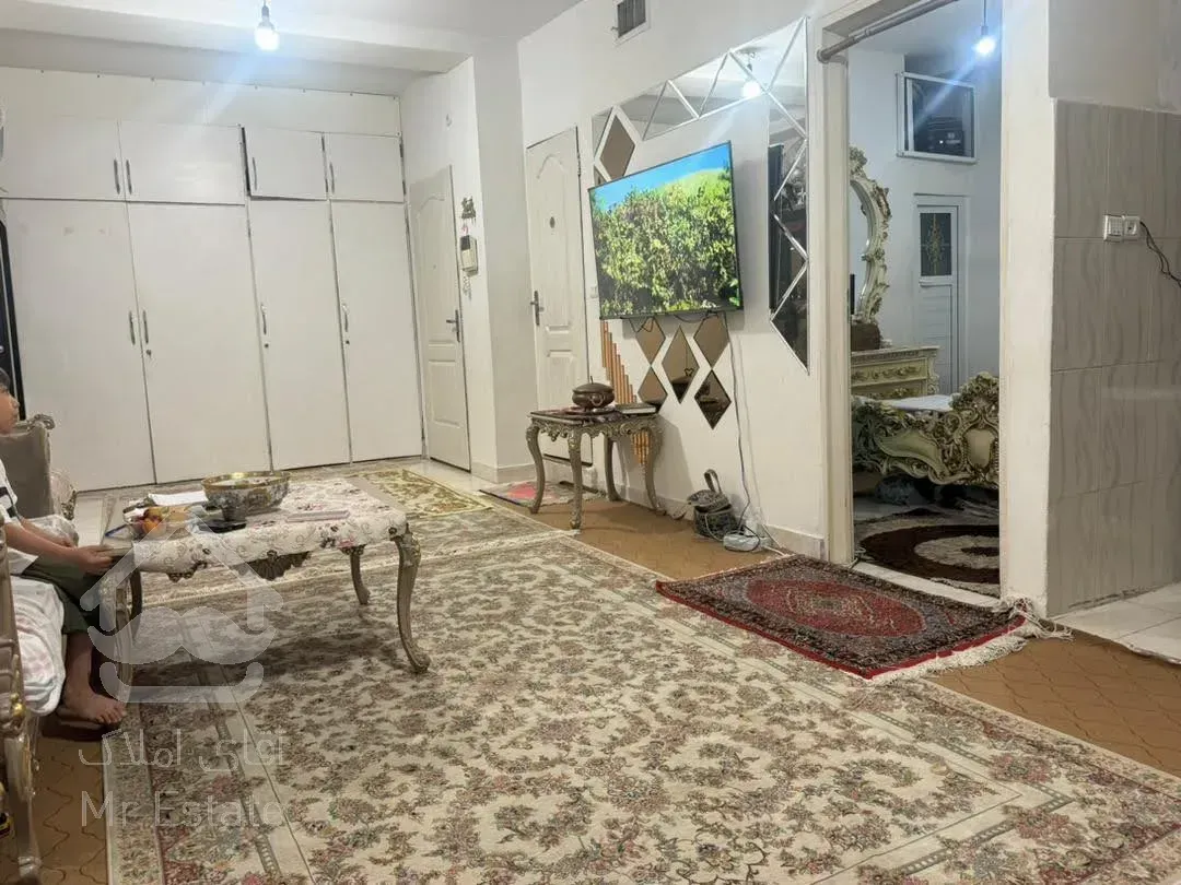 آپارتمان ۵۷ متری . واقع در مرکز شهر قدس . کوچه ارشاد