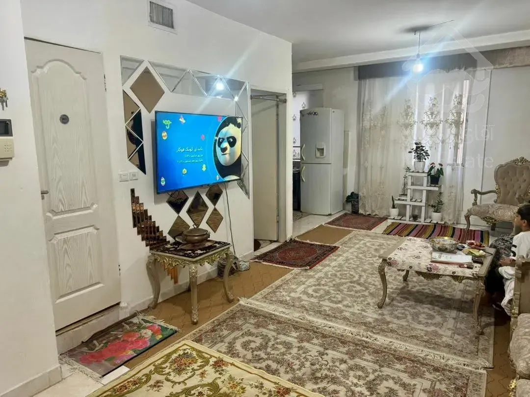 آپارتمان ۵۷ متری . واقع در مرکز شهر قدس . کوچه ارشاد