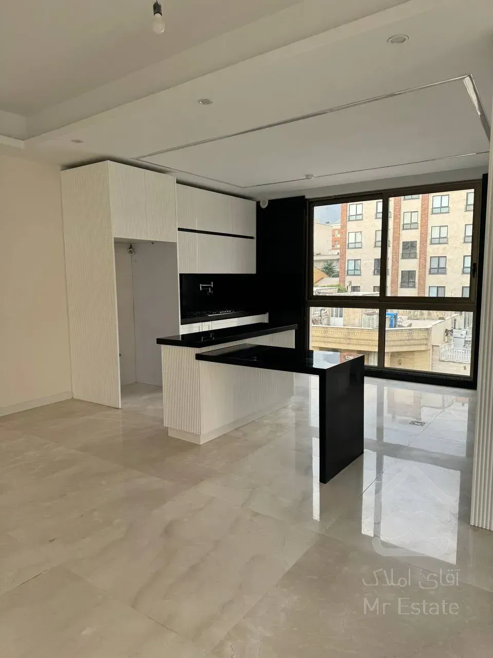 فروش ساختمان ۵ طبقه به صورت یکجا در سئول