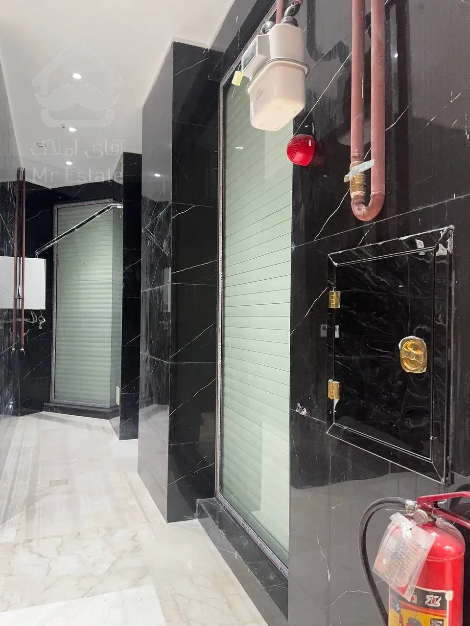 فروش ساختمان 5 طبقه لوکس به صورت یکجا