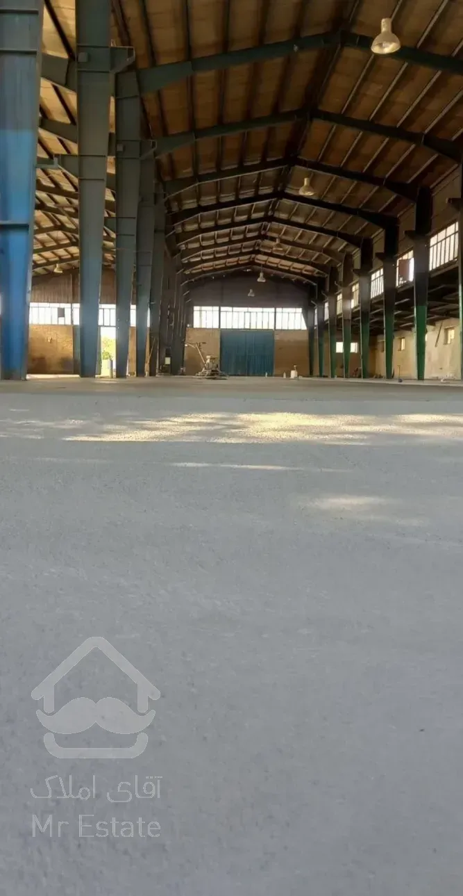 بتن ریزی کف با ماله پروانه و کاتر و خلاطه