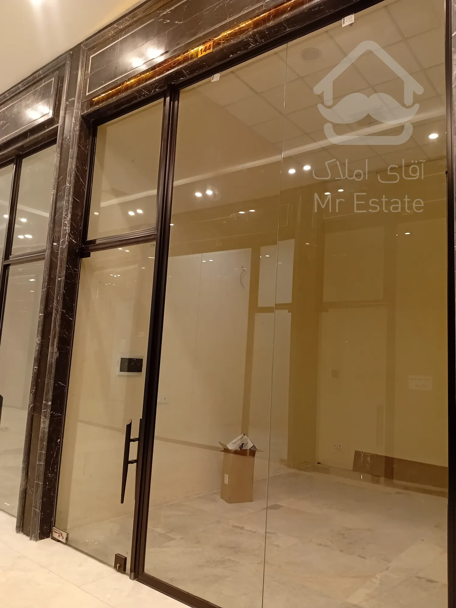 رهن واجاره مغازه 19متری در رونیکامال