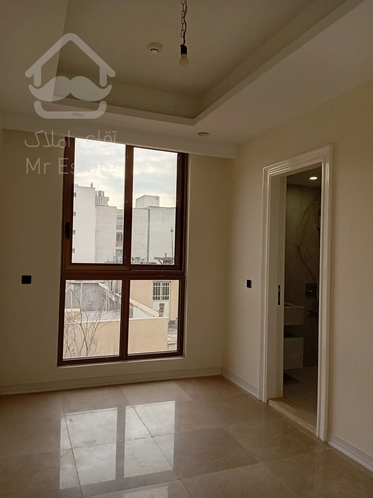 ۵ واحد مسکونی و ۲ واحد تجاری در سئول