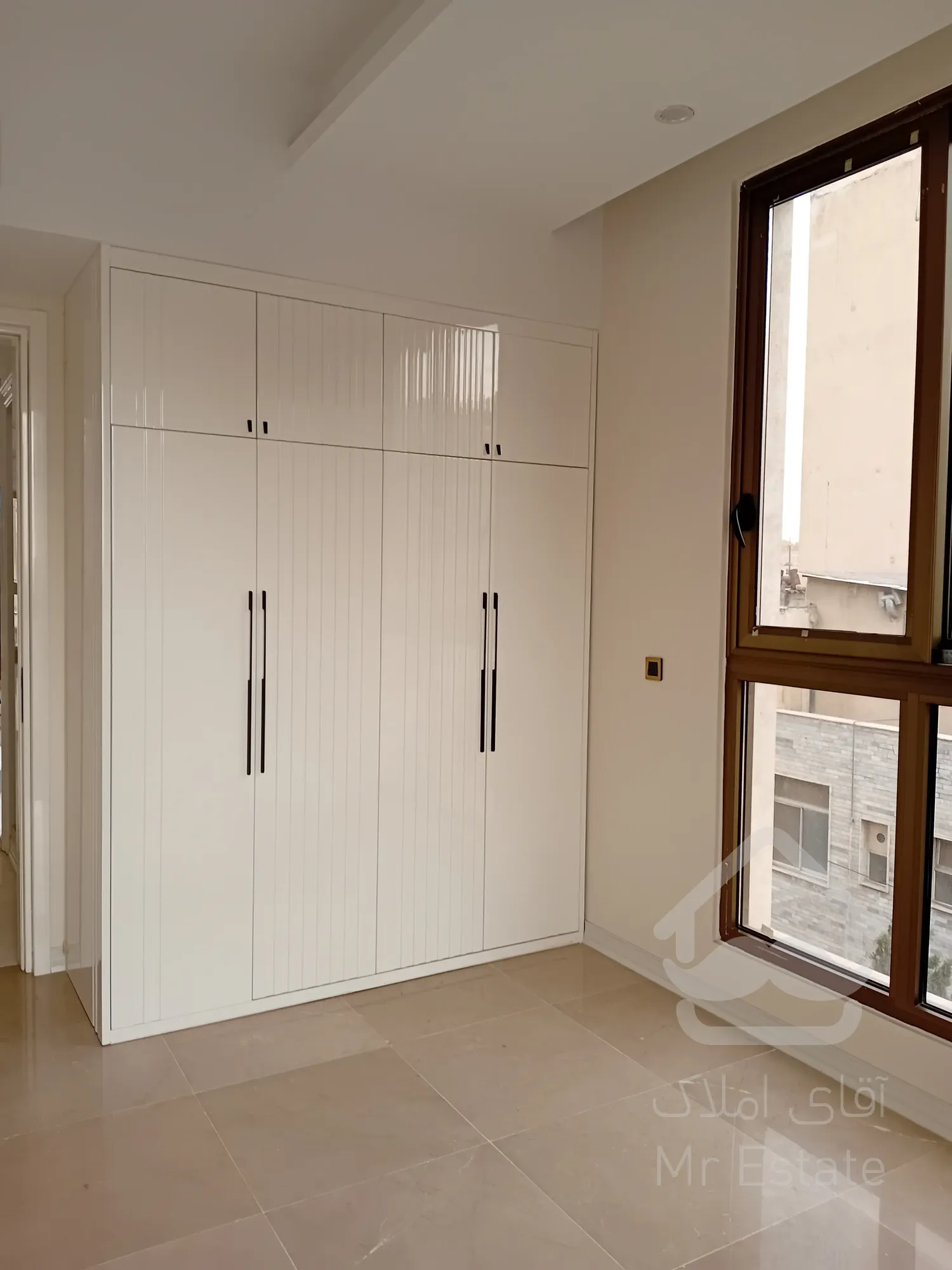 فروش واحد مسکونی و تجاری به صورت یکجا در سئول