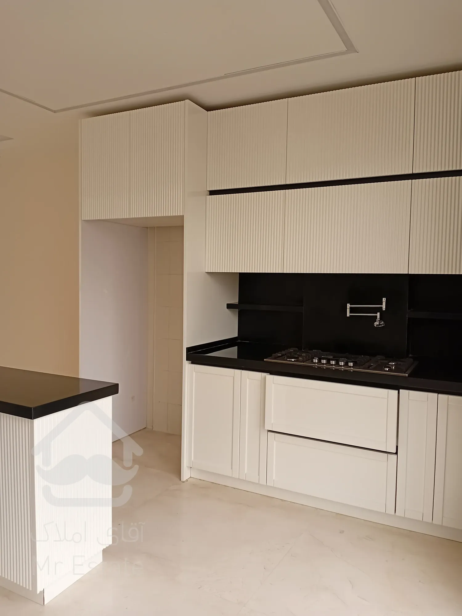 فروش واحد مسکونی و تجاری به صورت یکجا در سئول