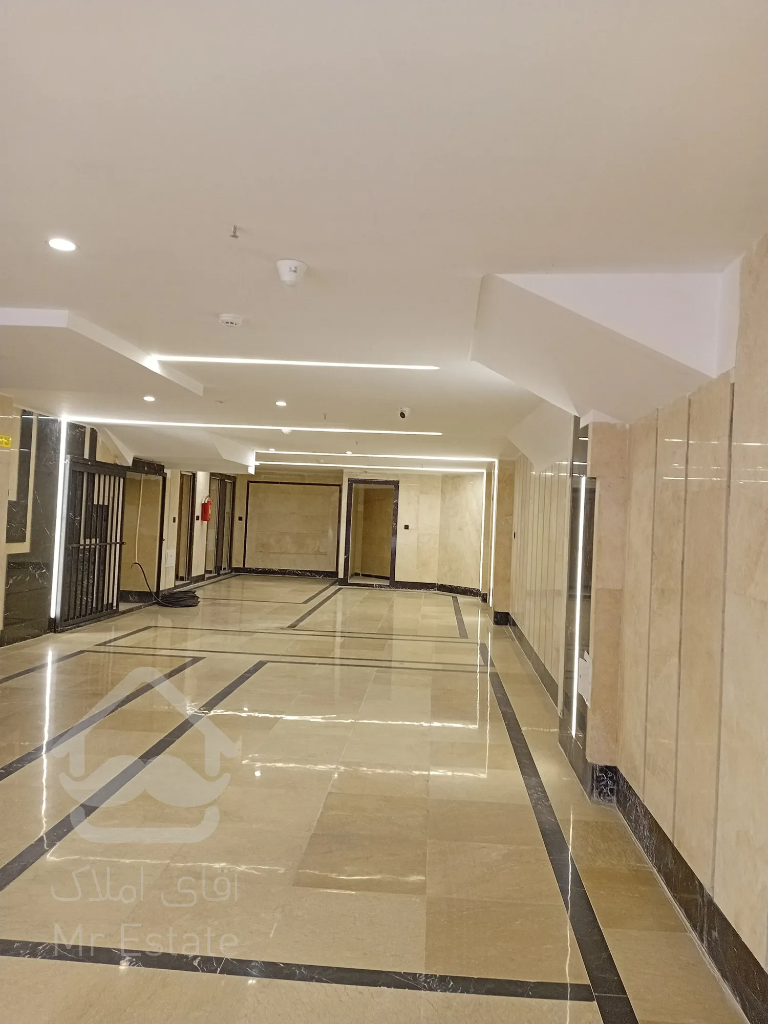 فروش واحد مسکونی و تجاری به صورت یکجا در سئول