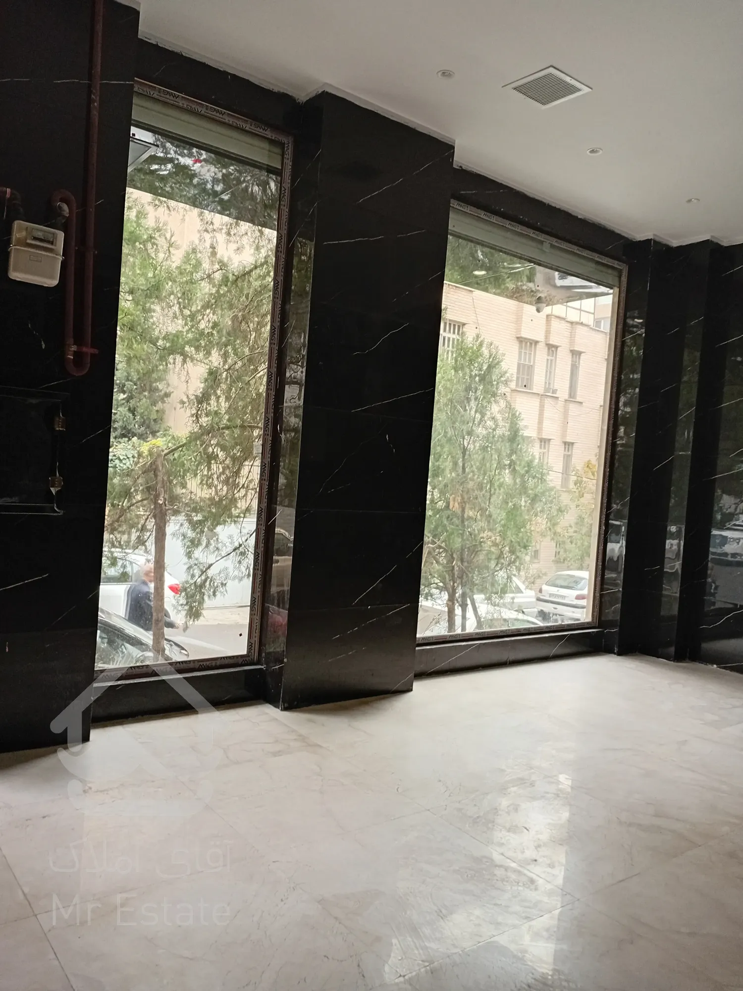 فروش واحد مسکونی و تجاری به صورت یکجا در سئول