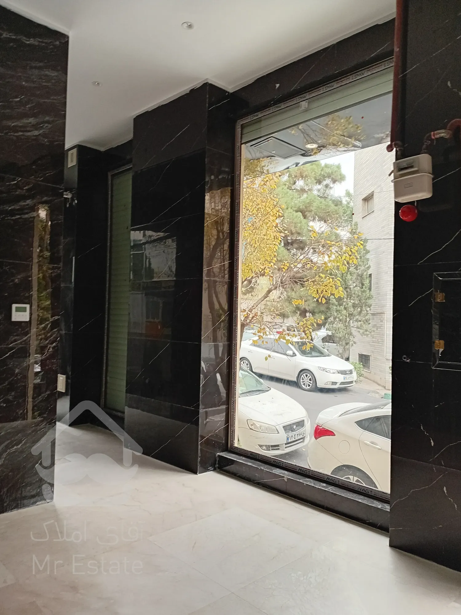 فروش واحد مسکونی و تجاری به صورت یکجا در سئول