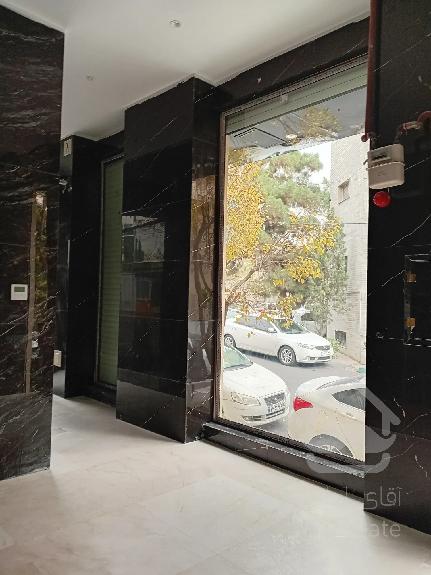 فروش آپارتمان مسکونی و تجاری به صورت یکجا