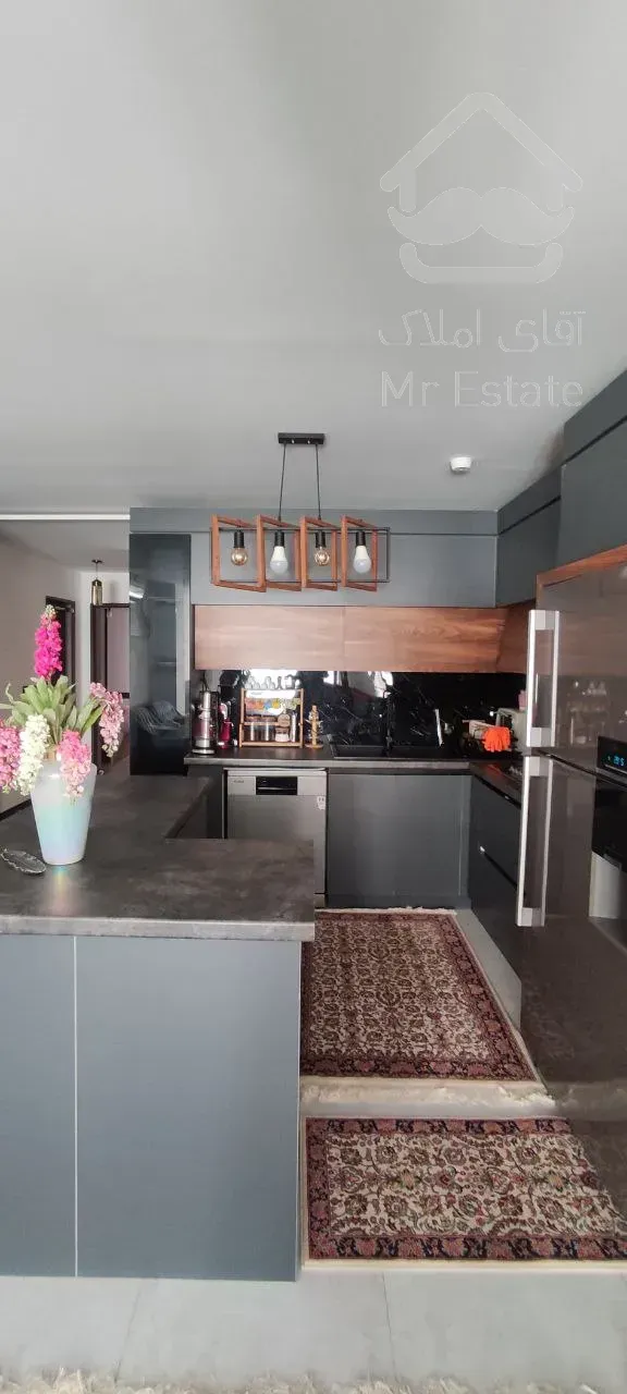 90 متری نوساز جولان