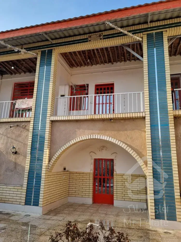 خونه باغ سنتی به سبک قدیم بازسازی و مرمت شده شهر باغشاد باغبهادران