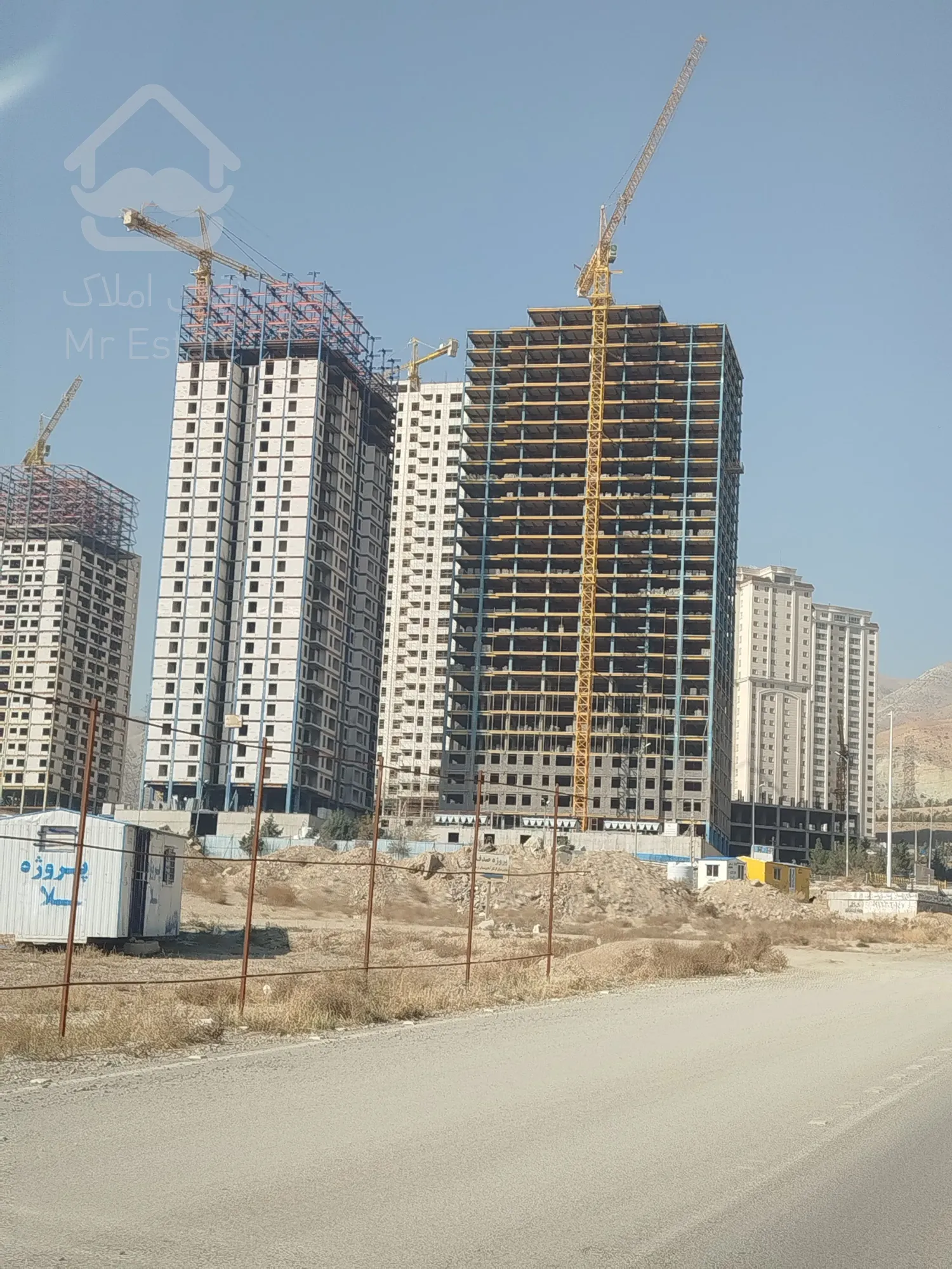 واحد ۱۰۲ متر در خلیج‌فارس اکازیون سند تک برگ