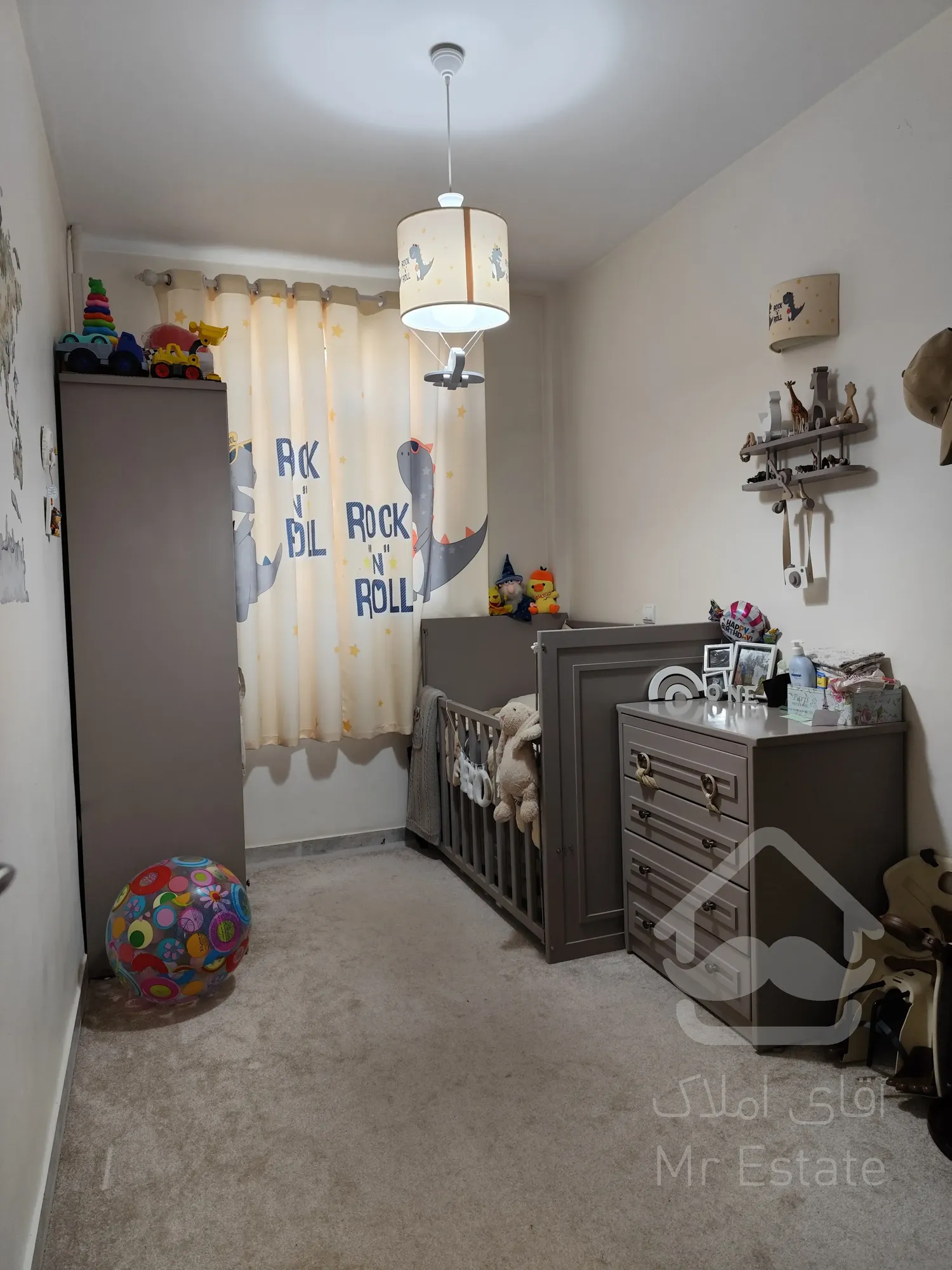 آپارتمان دوخوابه تک واحدی فول بازسازی