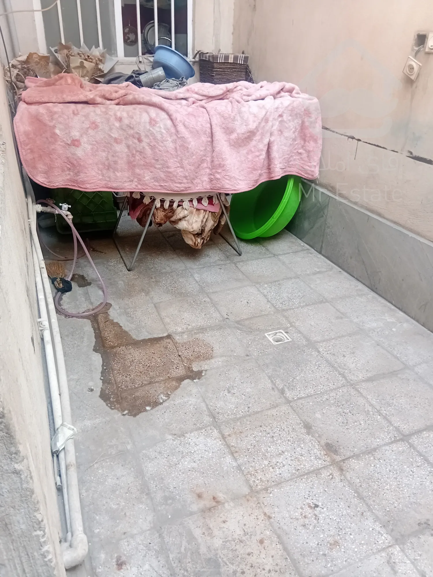 آپارتمان ۴۰ متری طبقه اول حیاط دار