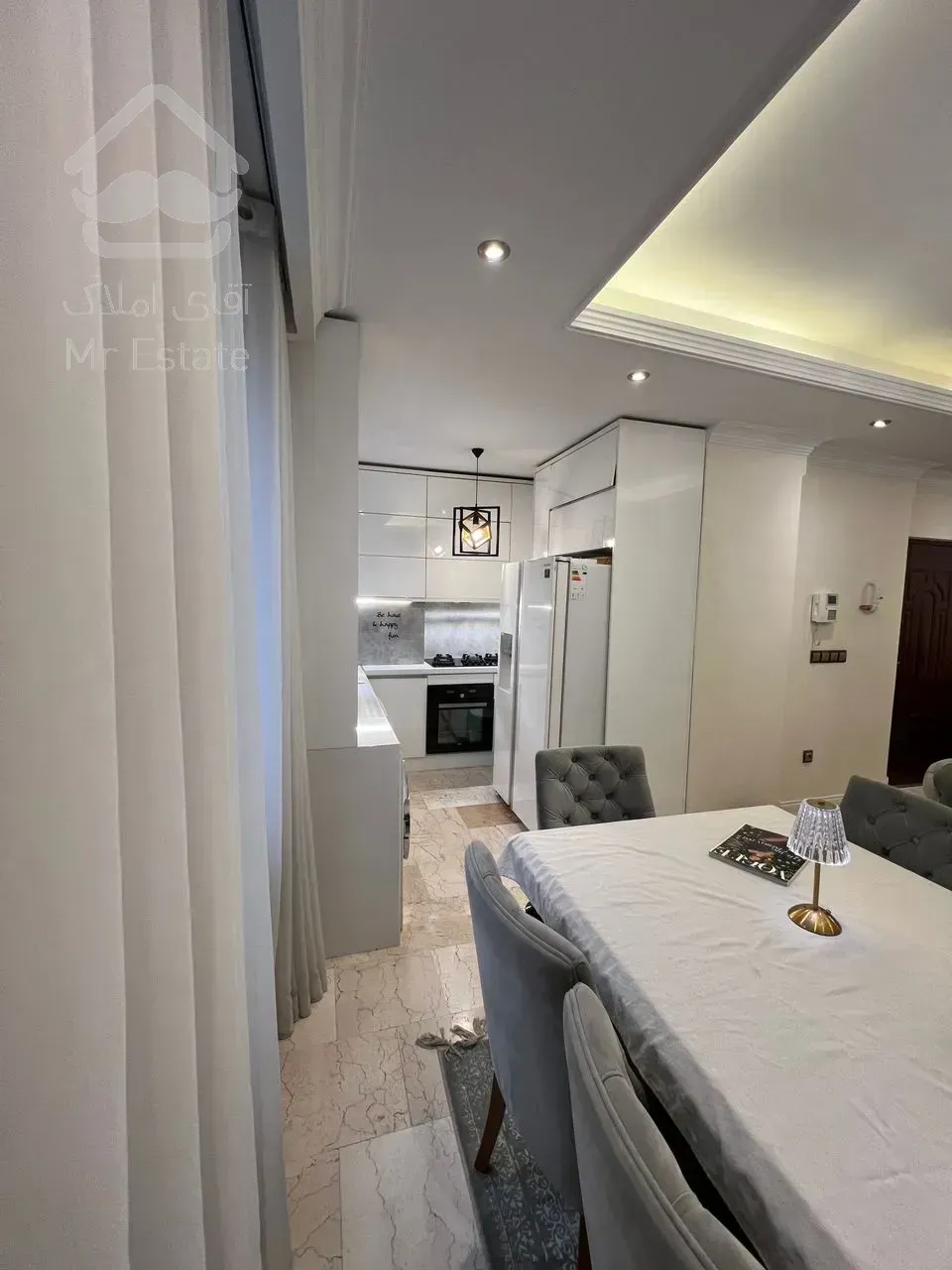 70متر سالن پرده خور کم واحد