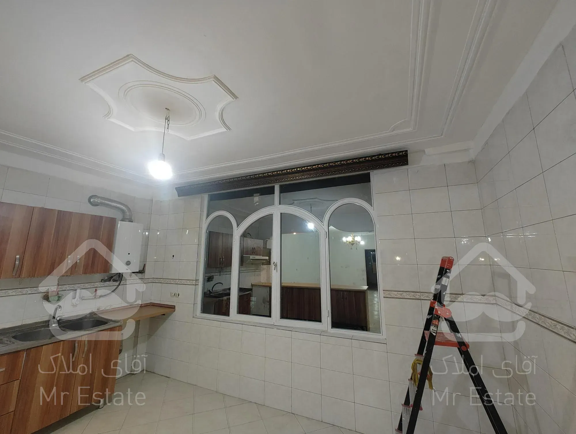 100 متر ، پیروزی ، عارف شمالی