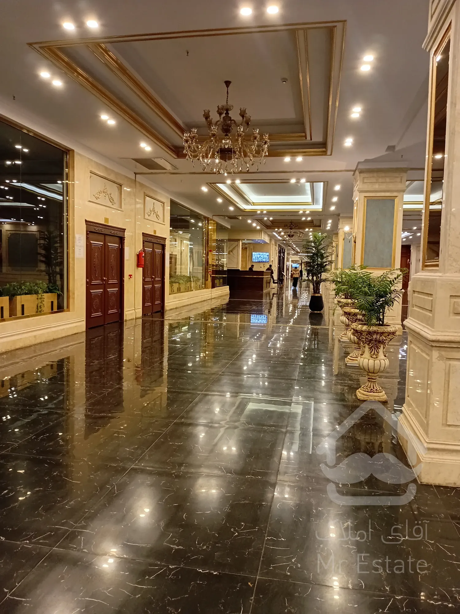 پیش فروش واحد لوکس ۱۲۱ متری در دردشت