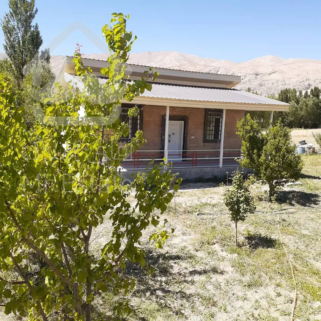 فروش باغ ۴۱۰۰متری با انواع درختان مثمر