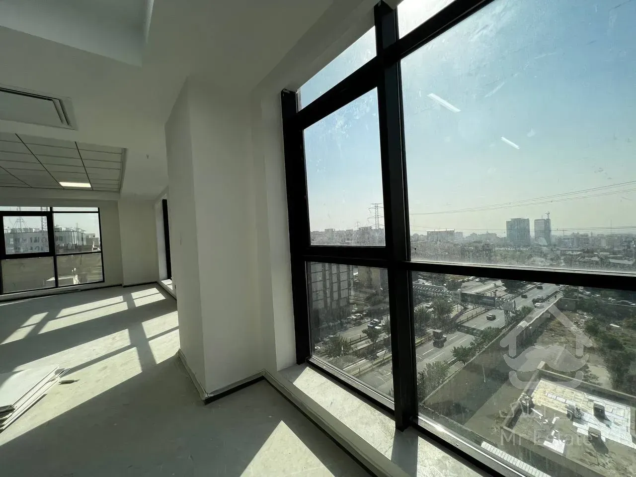 پارک اداری رونیکاپالاس،محل کسب و کارهای لوکس